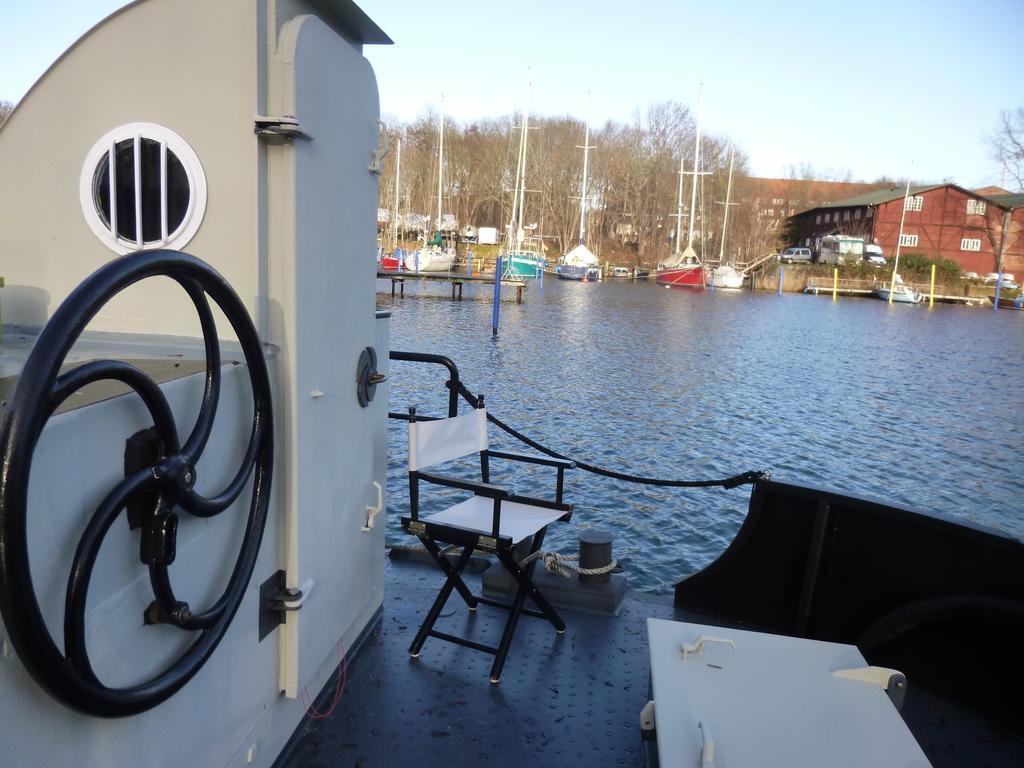 Hotel Hausboot Dänholm Stralsund Exterior foto